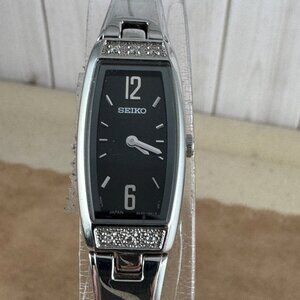 Vintage Diamond Seiko Curved Parallelogram Shaped Watch